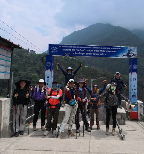 Joyful Eco Treks team together on a Nepal expedition